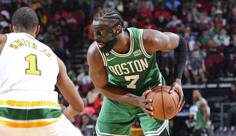 Les Celtics de Boston affrontent Jaylen Brown